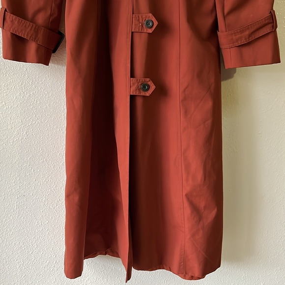 Portrait Vintage Trench Coat Burnt Orange Reddish Brown Measures Small - Picture 11 of 16